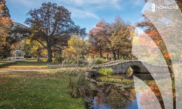 El Parque de la Reina y Conservatorio Floral Bloedel