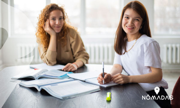 ¿Cómo puedo estudiar y trabajar en Montreal? 