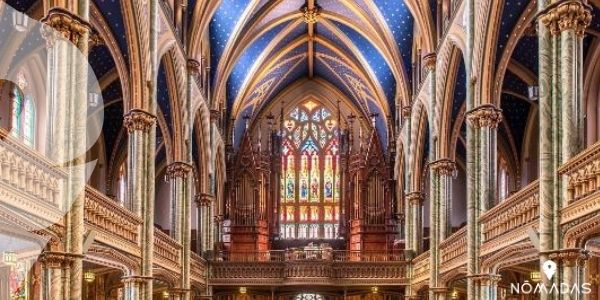 20. Catedral de Notre-Dame, edificio histórico en Ottawa